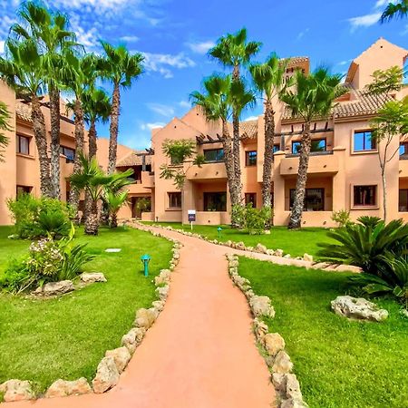 Lovely Apartment In Los Alcazares With Kitchen Ngoại thất bức ảnh