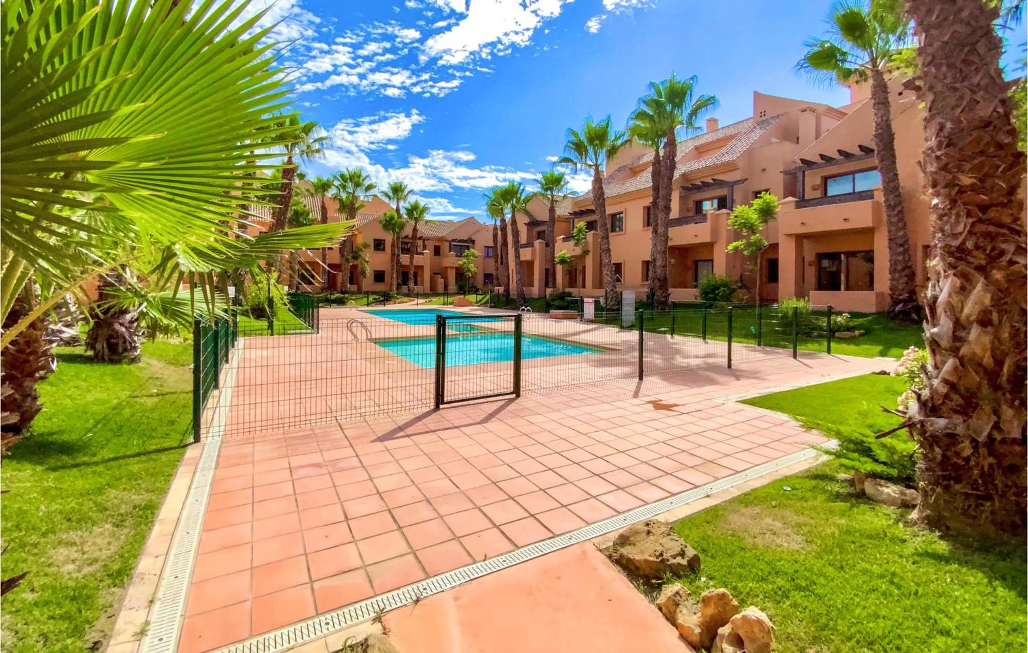 Lovely Apartment In Los Alcazares With Kitchen Ngoại thất bức ảnh