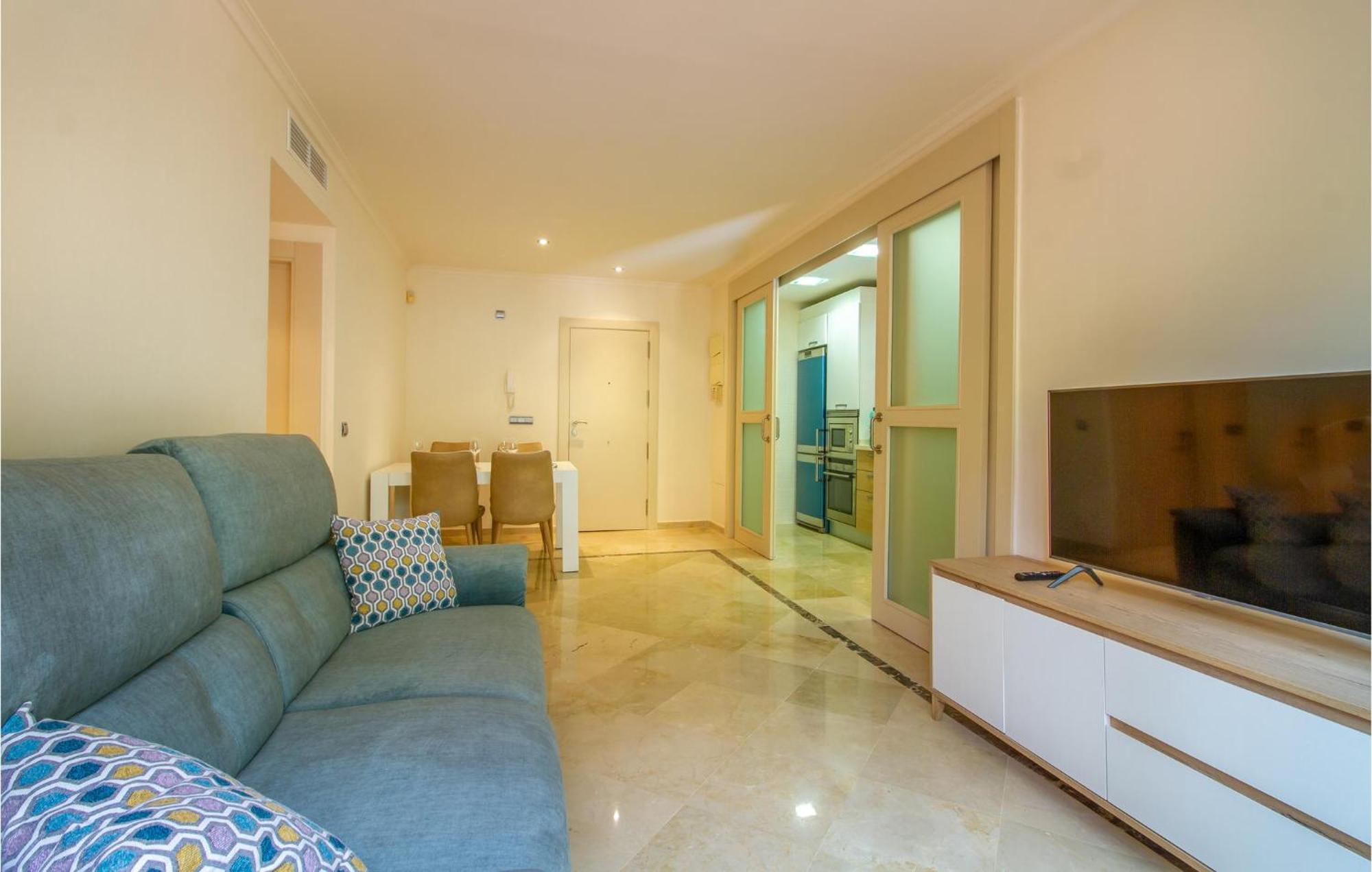 Lovely Apartment In Los Alcazares With Kitchen Ngoại thất bức ảnh