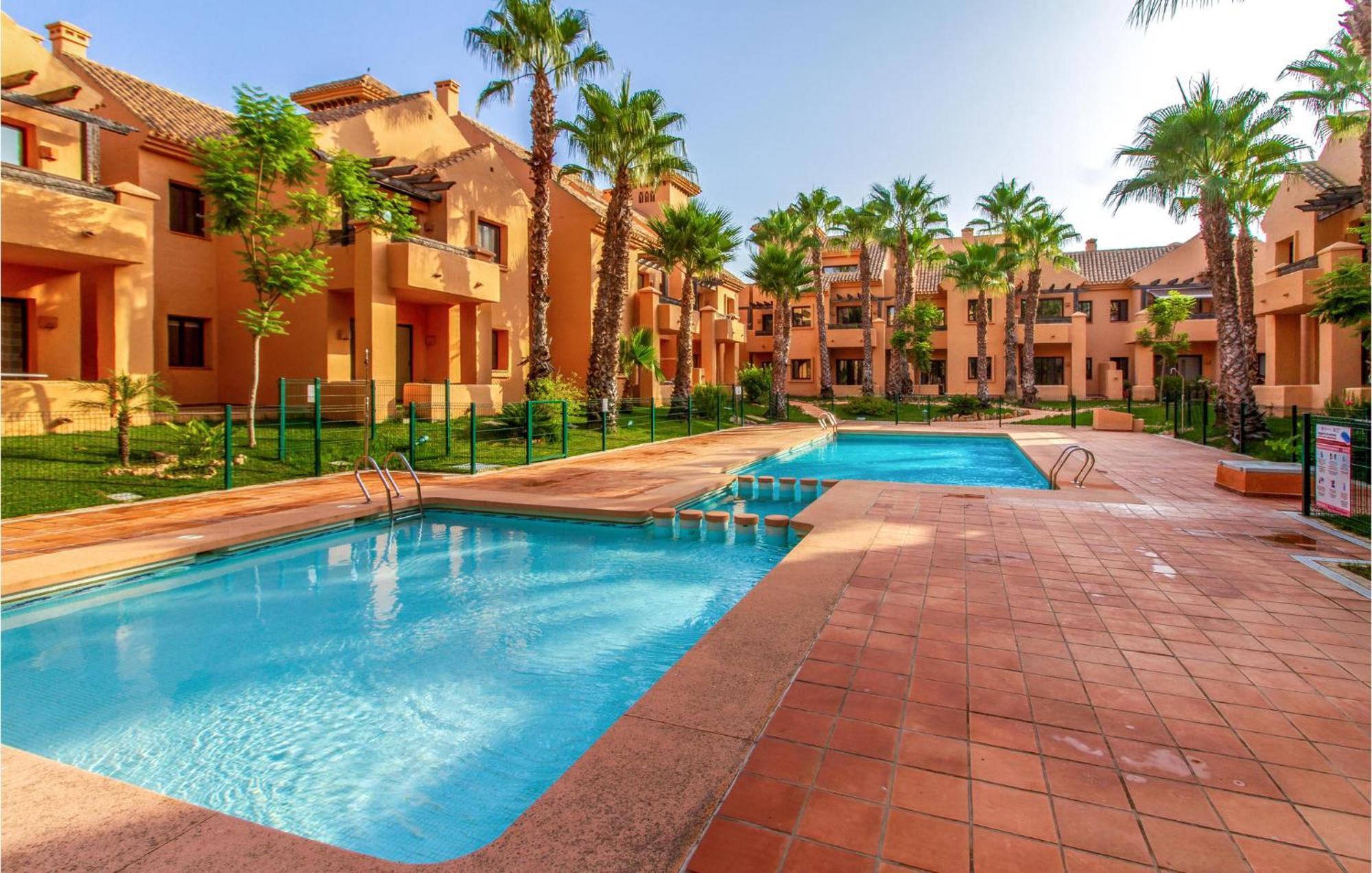 Lovely Apartment In Los Alcazares With Kitchen Ngoại thất bức ảnh