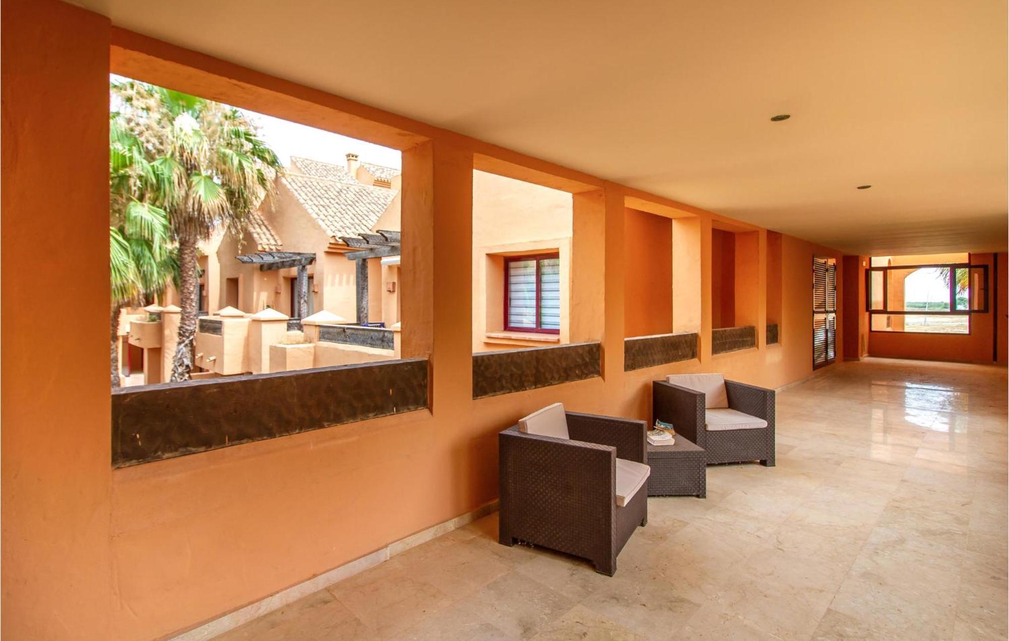 Lovely Apartment In Los Alcazares With Kitchen Ngoại thất bức ảnh