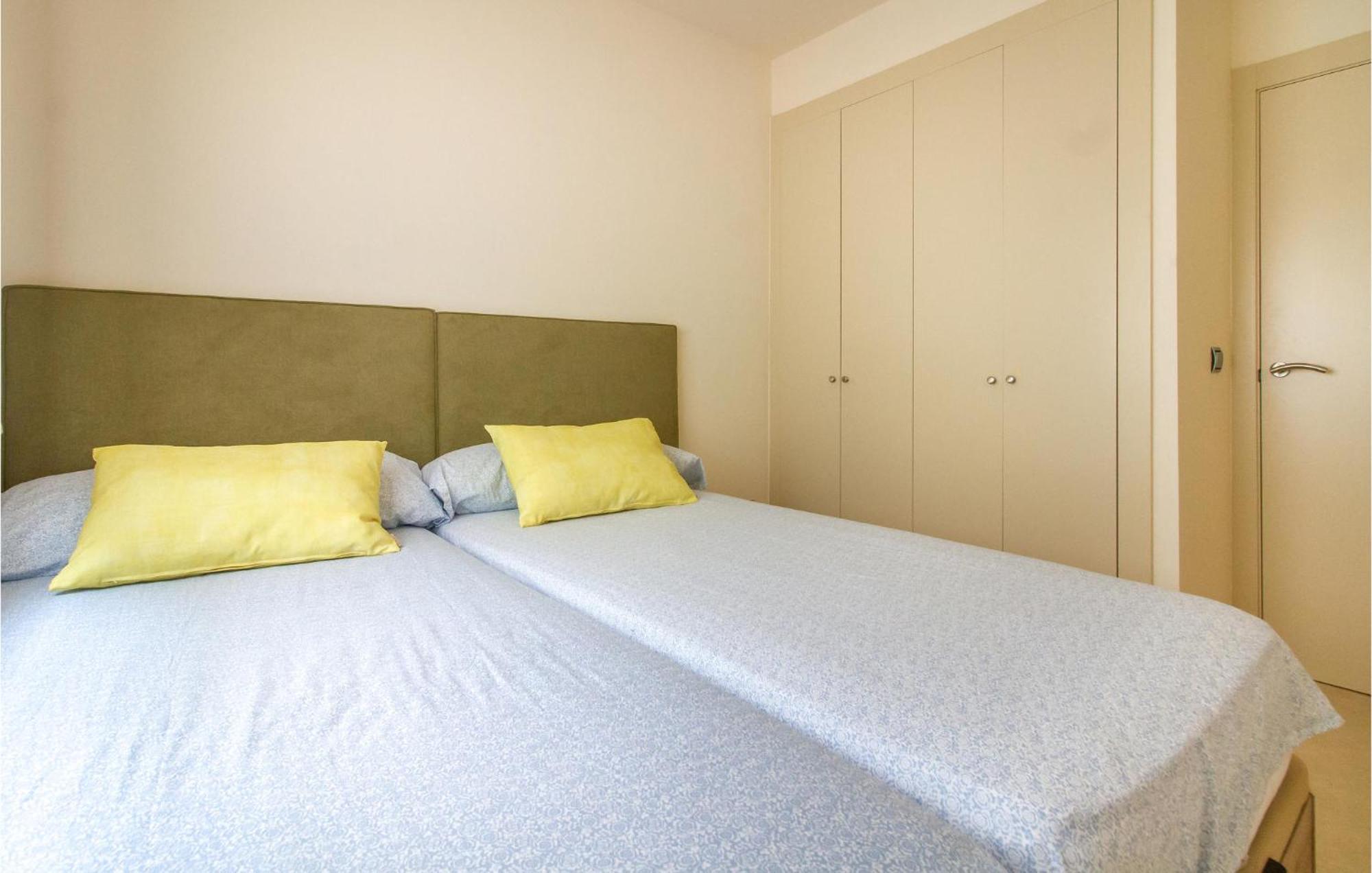Lovely Apartment In Los Alcazares With Kitchen Ngoại thất bức ảnh